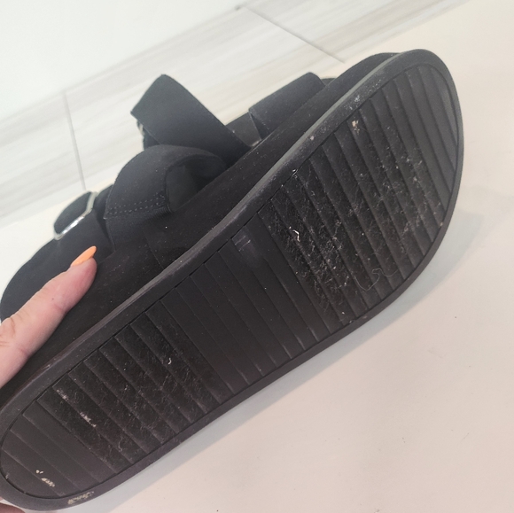 Anne Klein sandals - Picture 4 of 4